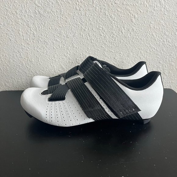 NWOT Fizik Powerstap R5 White and Black Unisex Cycing Shoes Size 8.5 - Picture 5 of 10